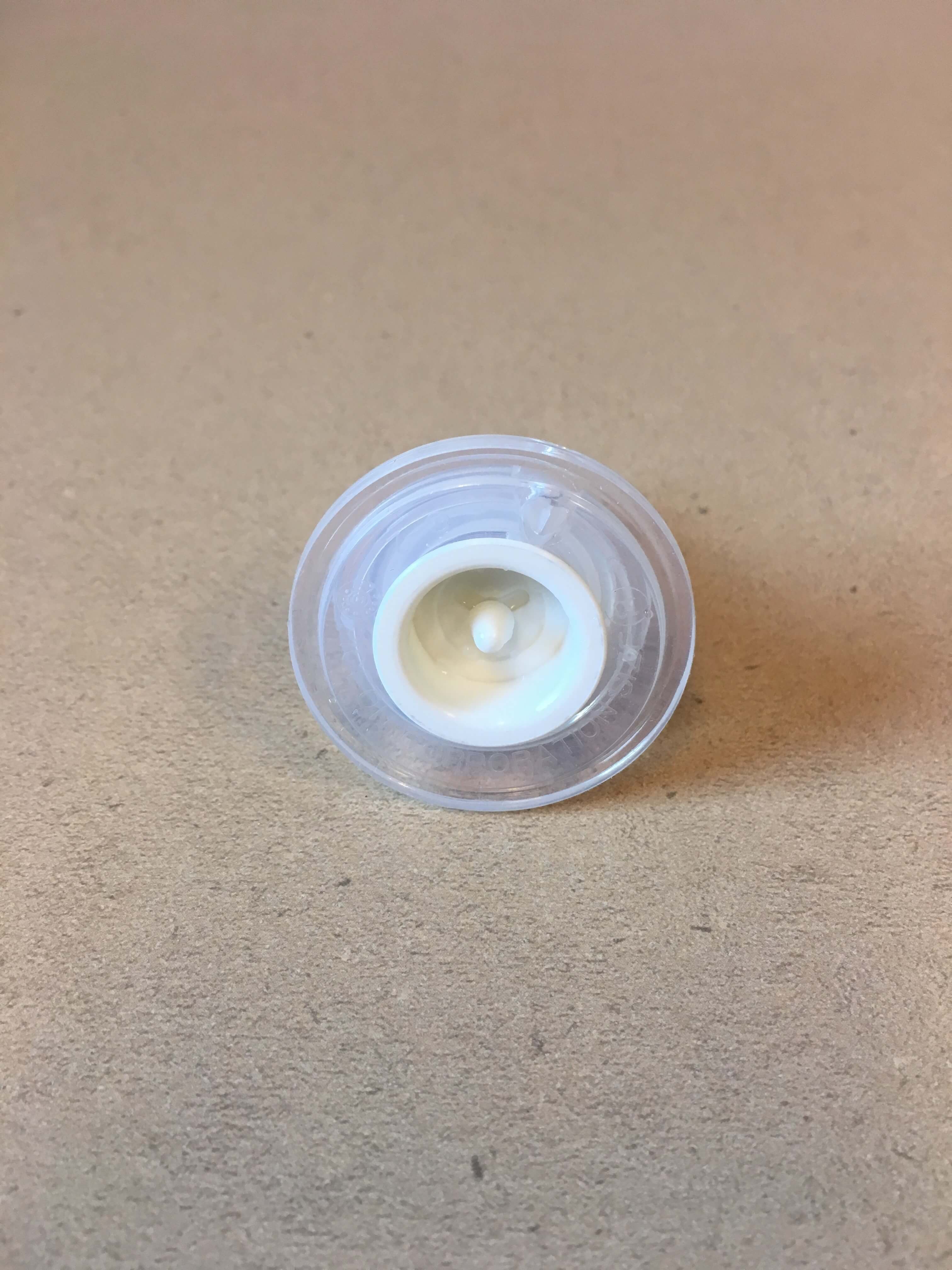 Valve in nipple heart side up