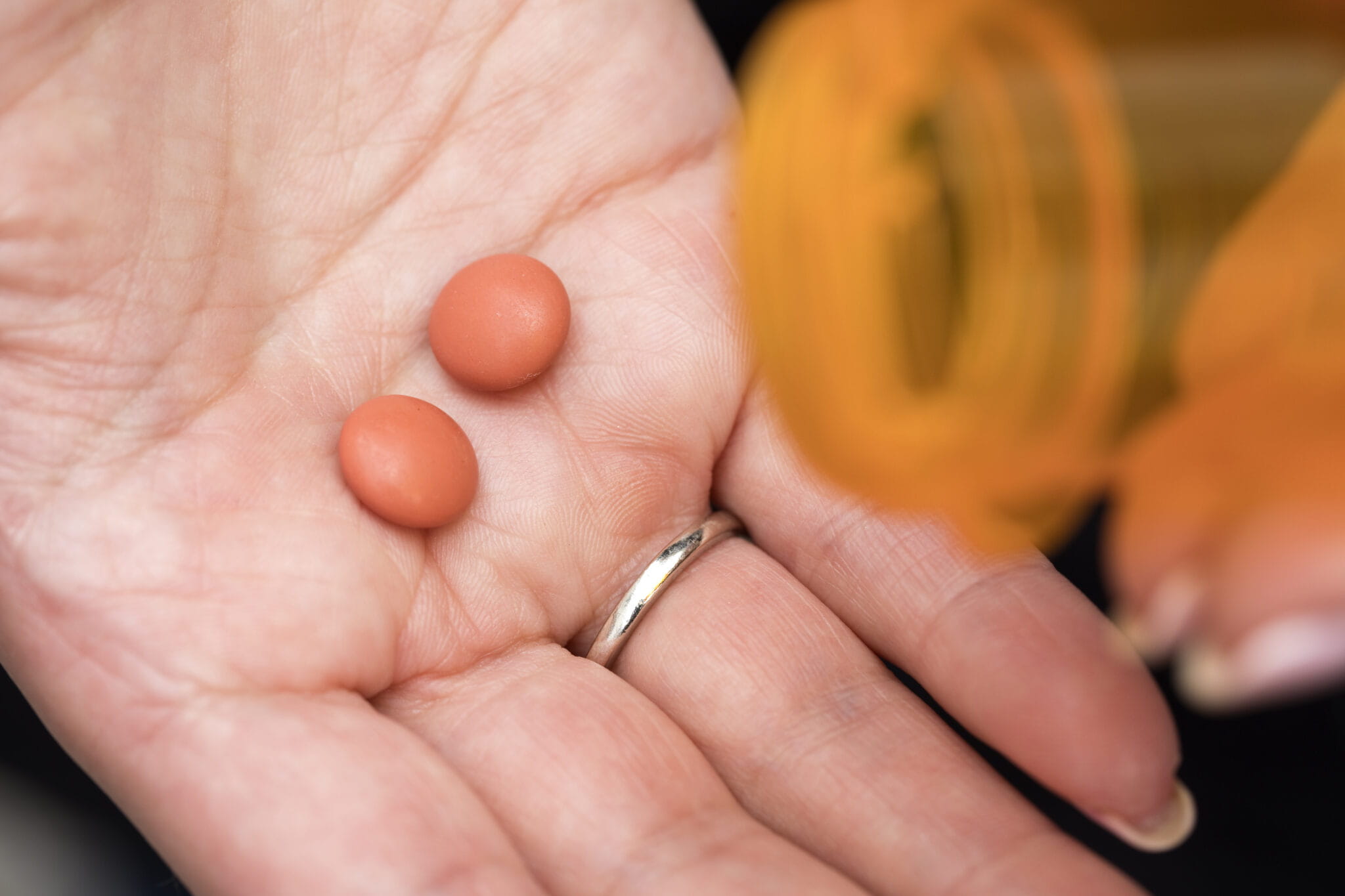Daily Ibuprofen Risks | UPMC HealthBeat