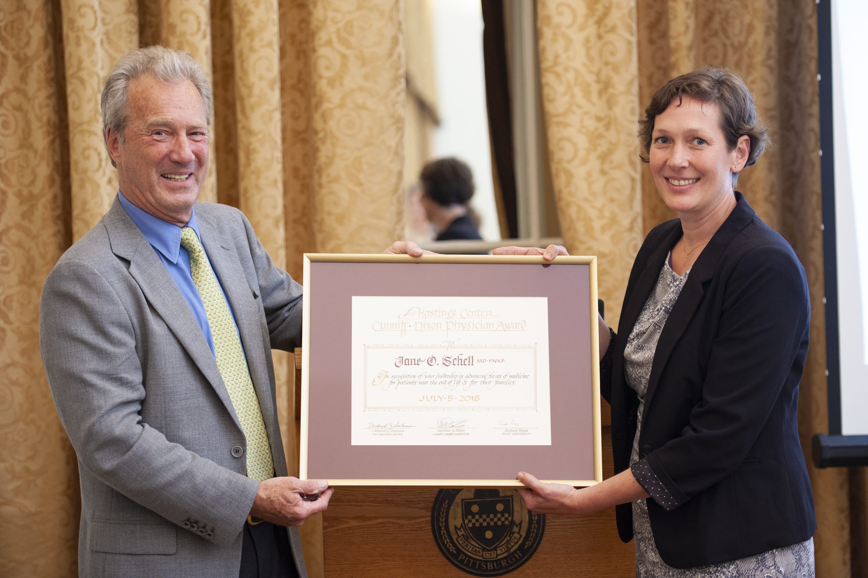 Dr. Jane Schell receiving the Hastings Award