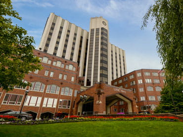 UPMC Mercy exterior