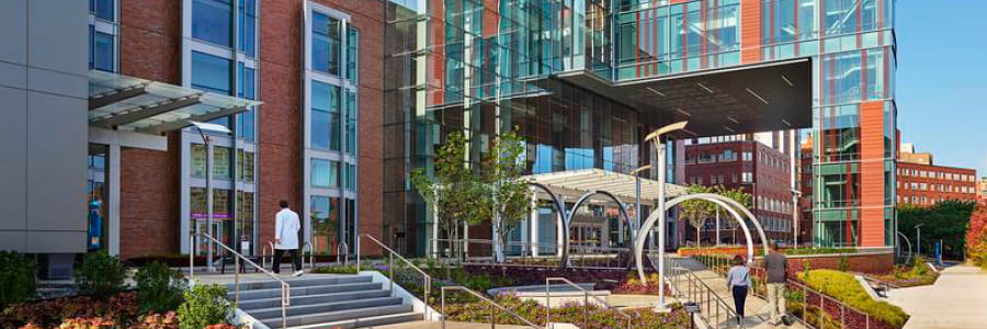 Entrance to the UPMC Mercy Pavilion.
