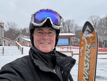 John’s chest discomfort led doctors to discover that he experienced a silent heart attack. He traveled to receive care from UPMC Heart and Vascular Institute. Learn more.