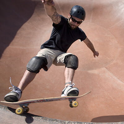 General Orthopaedics image card -- skateboarder. 