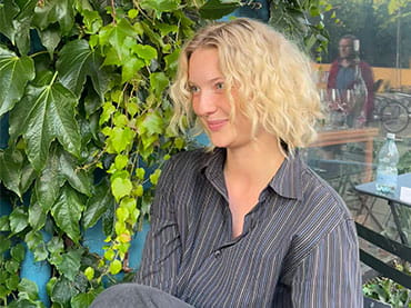 Photo of Flora Schmelling.